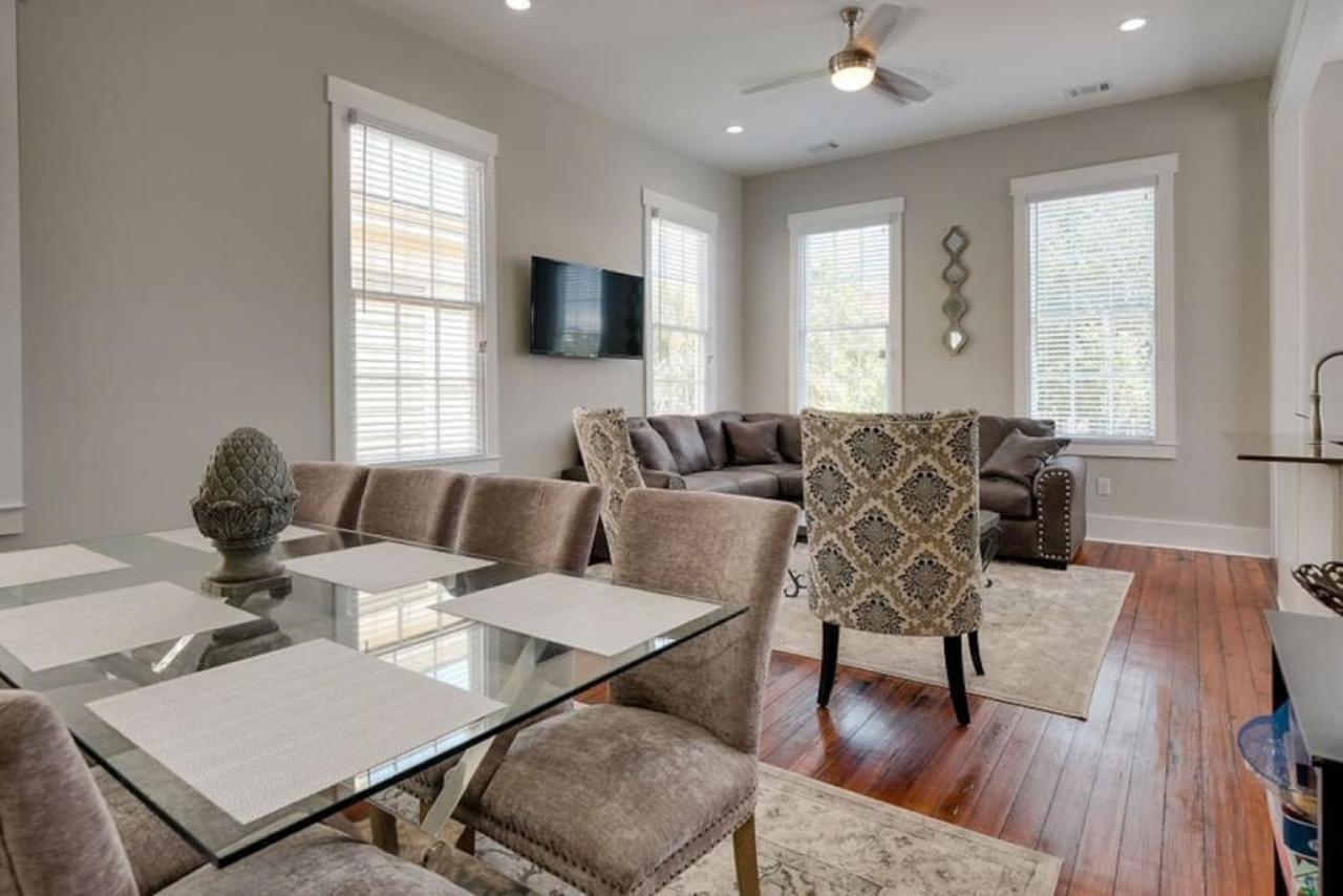 111 Waldburg Street Beautifully Renovated Historic 5 Bedroom 5 Bath Savannah Exterior photo